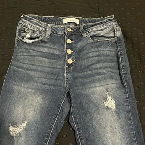 Pants ranging from size 32 in men up to 11 in women